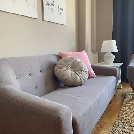 Byhouse Frei Luis 4d Apartamento